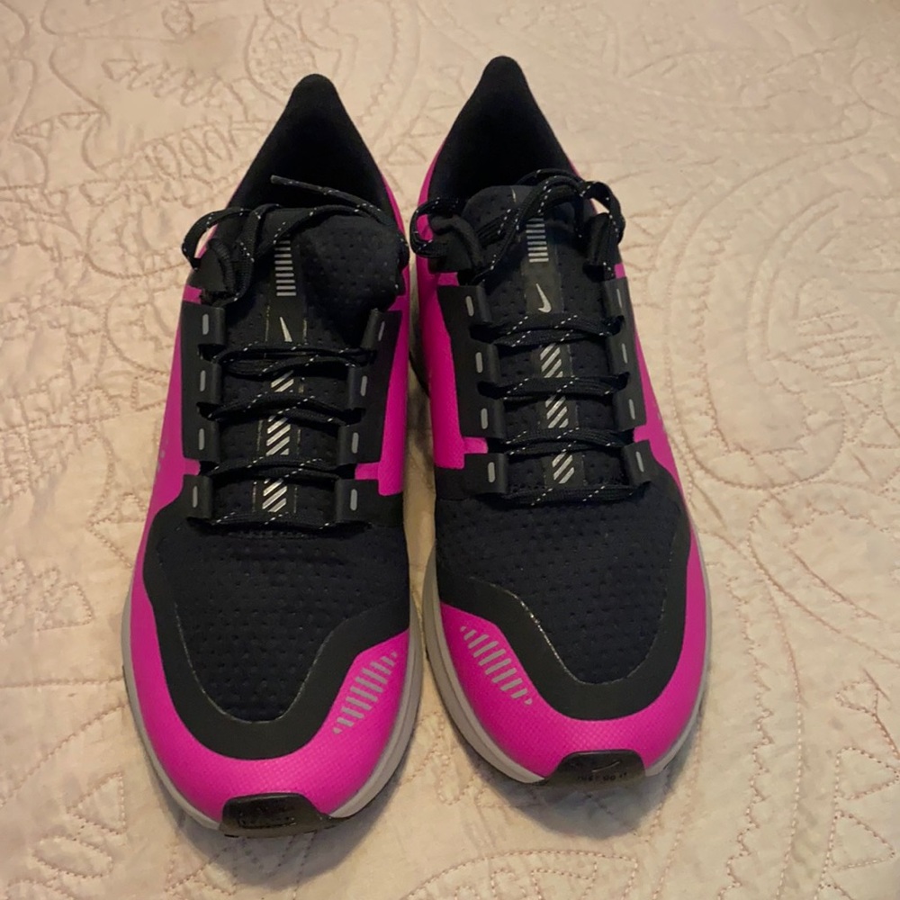 Nike Air Zoom Pegasus 36 Shield Fire Pink/Silver